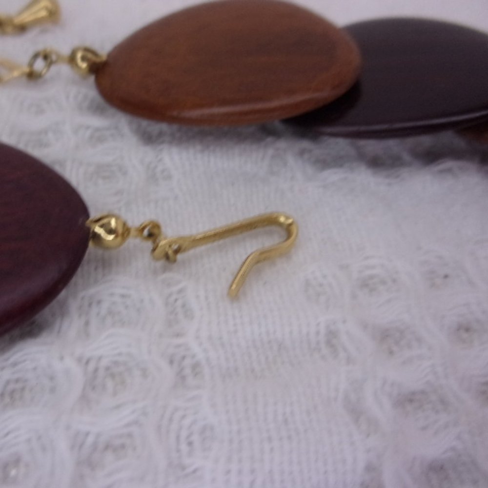 Tri Color Flat Wood Bead Necklace 19.5" - 21" L - Picture 8 of 10